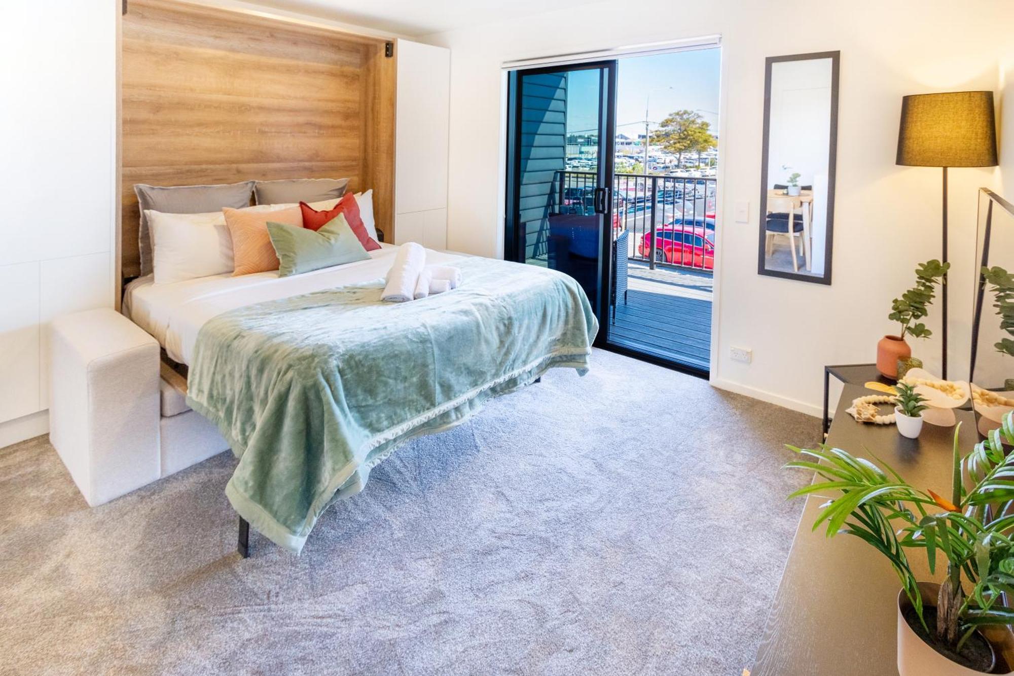City Living: Upper Studio Haven On Wilmer Christchurch Eksteriør billede